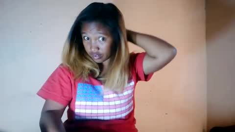 Snapshot of mellissia02 chatting on 07/15/26, 05:34 mellissa online show from 07/15/26, 05:34