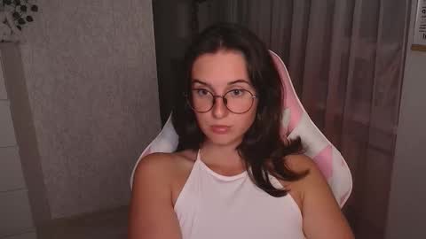 Snapshot of mellonmayre chatting on 09/25/25, 08:23 mellonmayre online show from 09/25/25, 08:23