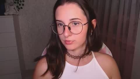 Snapshot of mellonmayre chatting on 09/28/25, 07:30 mellonmayre online show from 09/28/25, 07:30