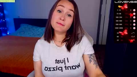 Mel online show from 09/15/25, 09:42