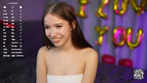 Snapshot of mellowglowy chatting on 02/13/26, 09:44 Eva online show from 02/13/26, 09:44