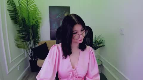 mellsawertyq online show from 09/21/25, 11:23