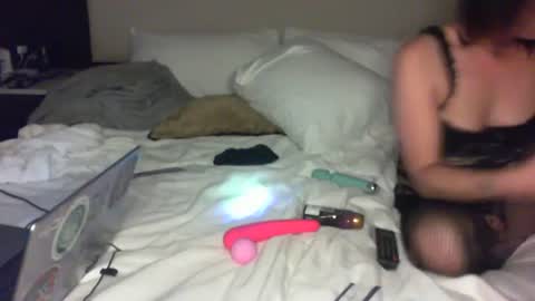 melly6386 online show from 10/21/25, 07:53