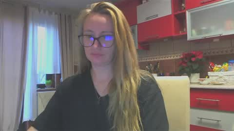 Melly online show from 12/16/24, 07:58