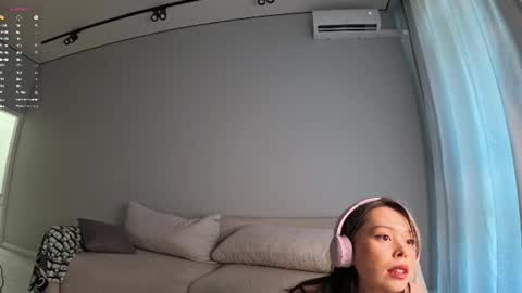 Mel online show from 06/17/26, 06:16