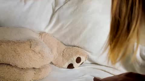 MelMooon online show from 03/20/26, 08:57