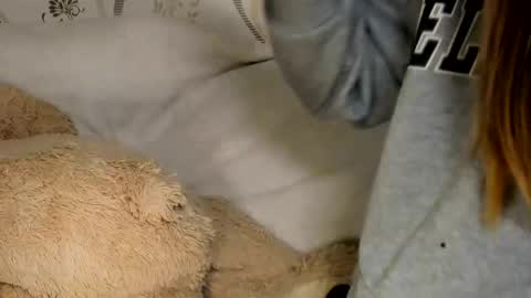 MelMooon online show from 04/26/26, 02:59