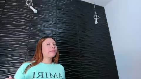 Snapshot of meloddy_megann chatting on 06/18/26, 07:51 Melody online show from 06/18/26, 07:51