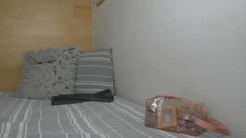 Snapshot of melodi_20 chatting on 04/24/26, 11:56 Melodi online show from 04/24/26, 11:56