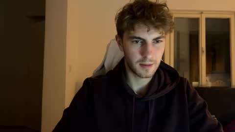 Snapshot of melodicass chatting on 12/03/24, 02:25 Melodicass online show from 12/03/24, 02:25