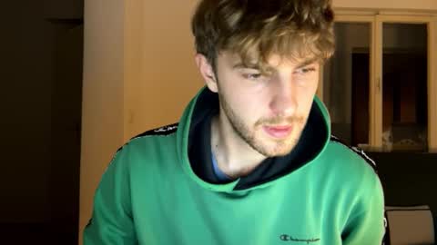 Snapshot of melodicass chatting on 12/11/24, 02:30 Melodicass online show from 12/11/24, 02:30