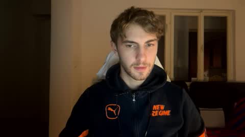 Snapshot of melodicass chatting on 12/12/24, 02:37 Melodicass online show from 12/12/24, 02:37