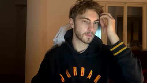 Snapshot of melodicass chatting on 12/14/24, 02:23 Melodicass online show from 12/14/24, 02:23