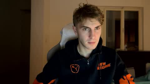 Snapshot of melodicass chatting on 12/29/24, 08:26 Melodicass online show from 12/29/24, 08:26