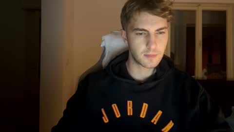 Snapshot of melodicass chatting on 01/03/25, 02:10 Melodicass online show from 01/03/25, 02:10