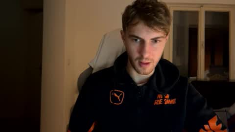 Snapshot of melodicass chatting on 01/08/25, 03:29 Melodicass online show from 01/08/25, 03:29