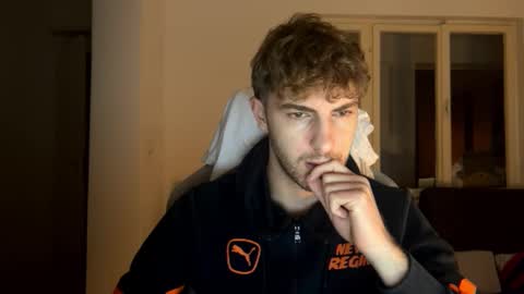 Snapshot of melodicass chatting on 01/09/25, 12:14 Melodicass online show from 01/09/25, 12:14