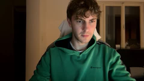 Snapshot of melodicass chatting on 02/02/25, 11:21 Melodicass online show from 02/02/25, 11:21