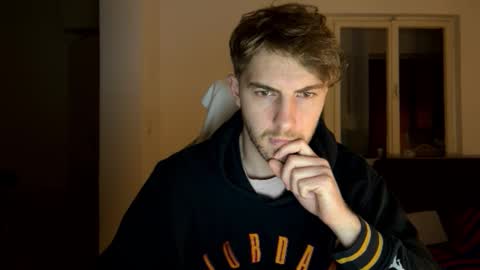 Snapshot of melodicass chatting on 02/12/25, 10:15 Melodicass online show from 02/12/25, 10:15