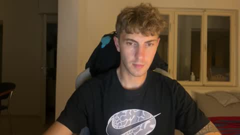 Snapshot of melodicass chatting on 09/10/25, 10:21 Melodicass online show from 09/10/25, 10:21