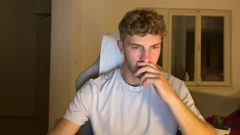 Snapshot of melodicass chatting on 09/16/25, 10:55 Melodicass online show from 09/16/25, 10:55