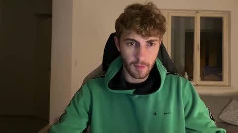 Snapshot of melodicass chatting on 10/27/25, 12:15 Melodicass online show from 10/27/25, 12:15