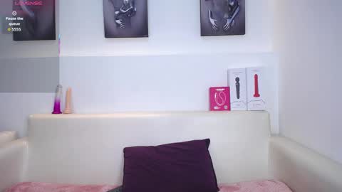 Melodi online show from 11/18/25, 01:15