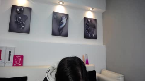 Melodi online show from 02/04/26, 12:33