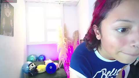 Snapshot of melody701583as chatting on 06/12/26, 01:54 melody701583as online show from 06/12/26, 01:54