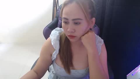 Snapshot of melody__slut chatting on 10/18/25, 04:48 Babygirl online show from 10/18/25, 04:48