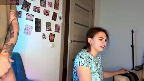 melody_song online show from 10/24/25, 08:55