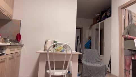 melody_song online show from 01/19/26, 04:16