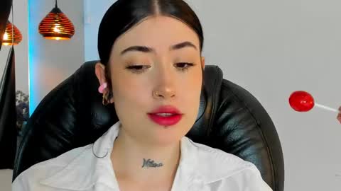 Snapshot of melody_suarez chatting on 12/12/24, 07:15 MELODY online show from 12/12/24, 07:15