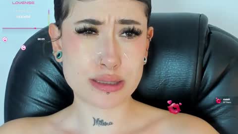 Snapshot of melody_suarez chatting on 03/05/25, 10:54 MELODY online show from 03/05/25, 10:54