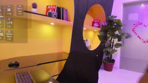     online show from 03/19/26, 08:02