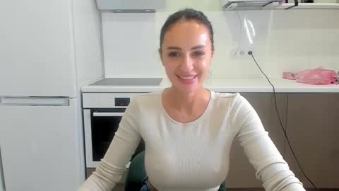 Masha online show from 10/01/25, 07:03