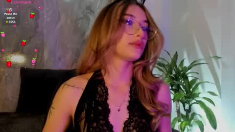 melodylanee online show from 10/31/25, 11:00