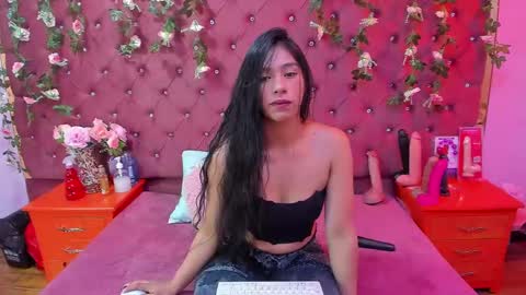 Snapshot of melodysmithass chatting on 09/26/25, 02:15 Melodysmithass online show from 09/26/25, 02:15