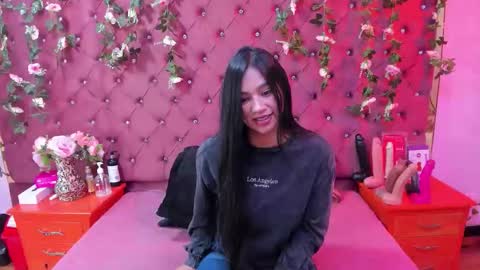 Melodysmithass online show from 11/22/25, 03:16