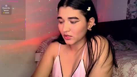 Snapshot of melodyysweetie chatting on 09/12/25, 04:01 melodyysweetie online show from 09/12/25, 04:01