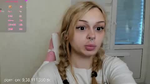 Snapshot of melonipinkbb chatting on 07/05/26, 10:11 MELONI online show from 07/05/26, 10:11