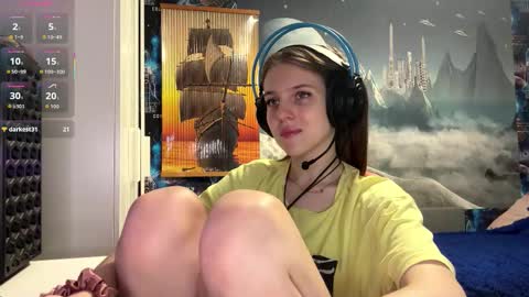 Hi Im Aria 18 years old online show from 11/22/25, 01:10