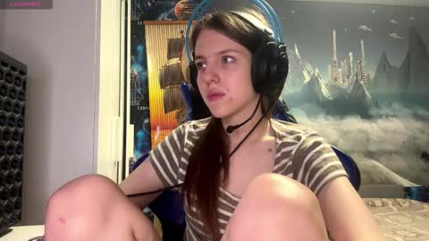 Hi Im Aria 18 years old online show from 02/23/26, 04:37