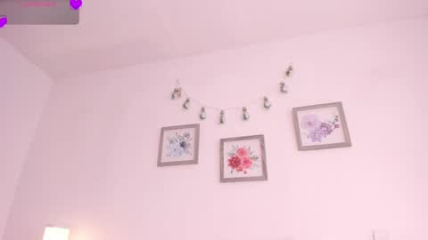    online show from 04/10/26, 12:10