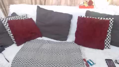 Snapshot of melyssamilfxxx chatting on 03/06/25, 02:40 melyssamilfxxx online show from 03/06/25, 02:40