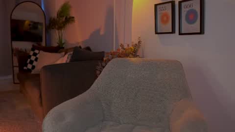 Snapshot of melytaylor_ chatting on 07/11/26, 10:22 Melissa online show from 07/11/26, 10:22