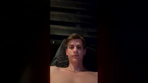 Snapshot of memisub chatting on 02/25/26, 01:15 memisub online show from 02/25/26, 01:15