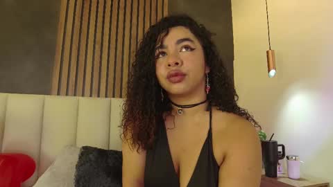 Snapshot of memphiswilliams chatting on 02/17/25, 01:58 Memphis Williams online show from 02/17/25, 01:58