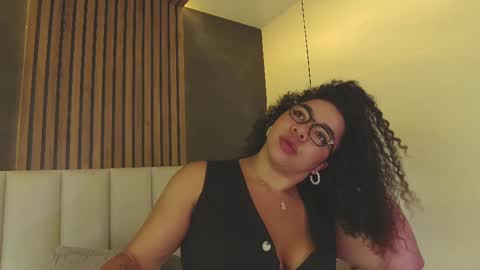 Snapshot of memphiswilliams chatting on 02/26/25, 03:21 Memphis Williams online show from 02/26/25, 03:21