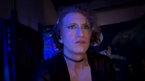 memyselfnirene804 online show from 04/28/26, 07:46